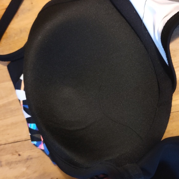 Summer Sale 🌼 Pink bikini top new w/out tag - Picture 5 of 6